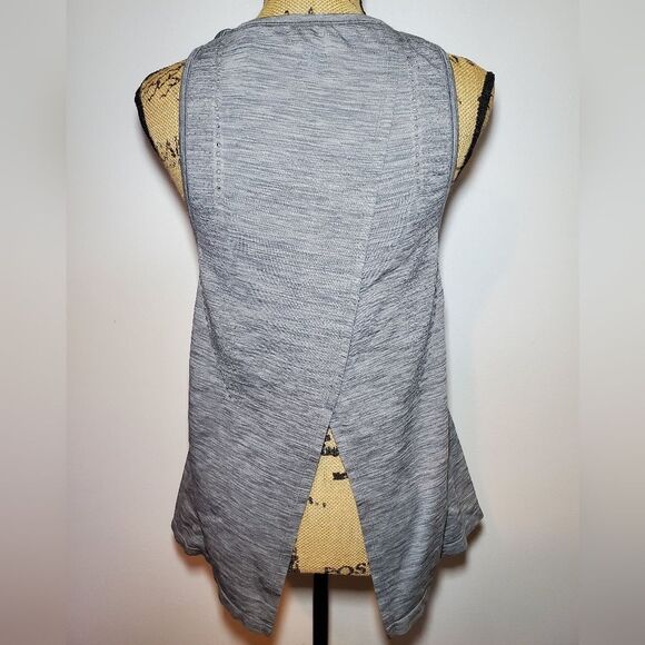 ATHLETA Foothill Seamless Tank in Grey Size S - Picture 7 of 10